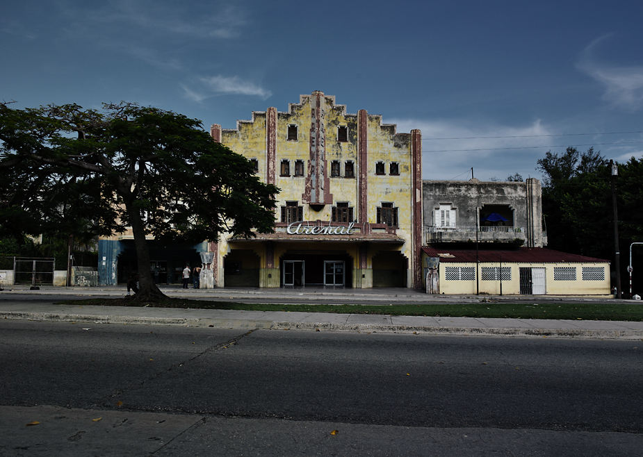 Cinema Arenal Cinema Arenal, photo by werner pawlok, cuba, kuba, insel der grossen antillen, morbid, charme, che guevarra, fidel castro, landscape, city, karibik